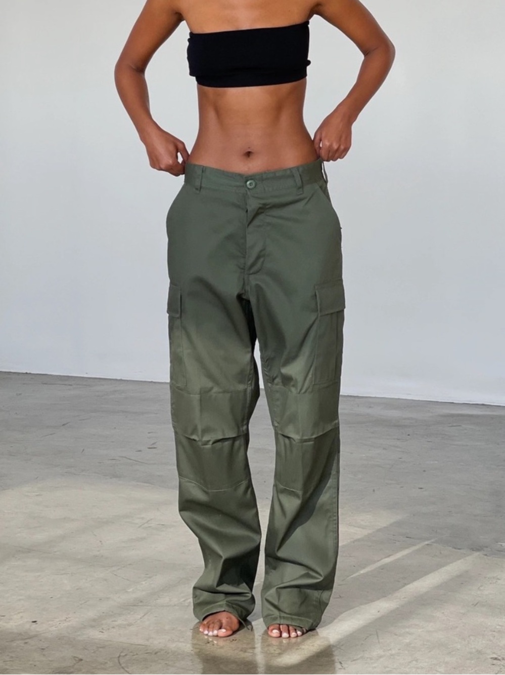 NWT LOCAL EUROPEAN Olive Green Le Cargo Pant, Size S/M